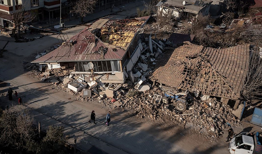 Bilim insanları tarafından Türkiye'deki depremler ile ilgili rapor yayınlandı